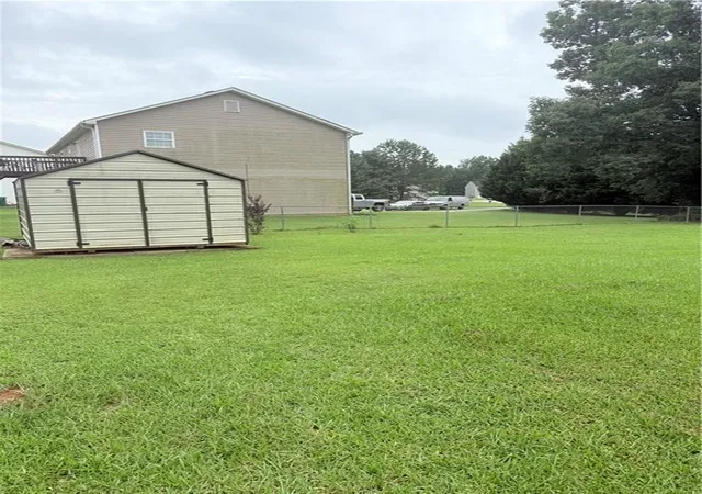 Photo 3 of Sale Pending at 6853 New Dale Rd, Rex, GA 30273 | MLS# 7833681 | Listing updated on 2026-10-22