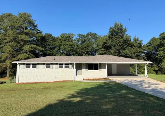 Photo 1 of Single family home for sale at 65 W Meadowcliff Cir, Carrollton, GA 30116 | MLS# 7831711 | Listing updated on 2026-09-03
