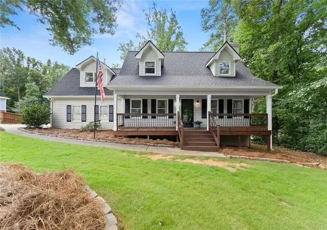 Photo 2 of Single family home for sale at 5147 Malisa Ridge, Oakwood, GA 30566 | MLS# 7809618 | Listing updated on 2026-09-20