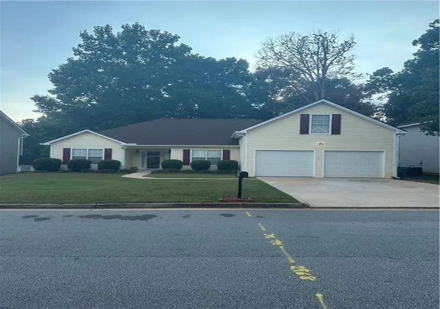 Photo 1 of Single family home for sale at 2967 Hampton Clb Way, Lithonia, GA 30038 | MLS# 7833271 | Listing updated on 2026-09-05