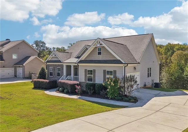 Photo 1 of Single family home for sale at 6530 Providence Lake Dr, Gainesville, GA 30506 | MLS# 7852439 | Listing updated on 2026-10-28