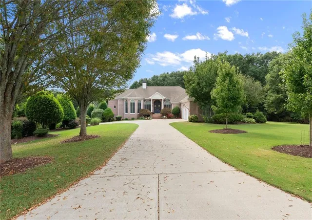 Photo 3 of Single family home for sale at 4290 Waterworks Rd, Jefferson, GA 30549 | MLS# 7831855 | Listing updated on 2026-09-03