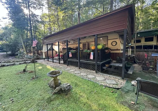 Photo 3 of Single family home for sale at 185 37th Street, Ellijay, GA 30540 | MLS# 7836605 | Listing updated on 2026-09-12