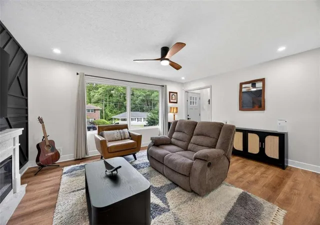Photo 3 of Single family home for sale at 1392 Willow Trl, Atlanta, GA 30311 | MLS# 7786571 | Listing updated on 2026-09-10