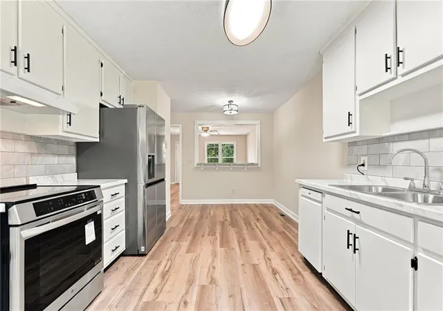 Photo 3 of Multi family home for sale at 148 Gennett Dr, Jasper, GA 30143 | MLS# 7842415 | Listing updated on 2026-09-29