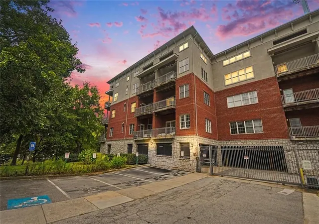 Photo 36 of Condo for sale at 680 Greenwood Ave Ne #307, Atlanta, GA 30306 | MLS# 7835911 | Listing updated on 2026-09-11