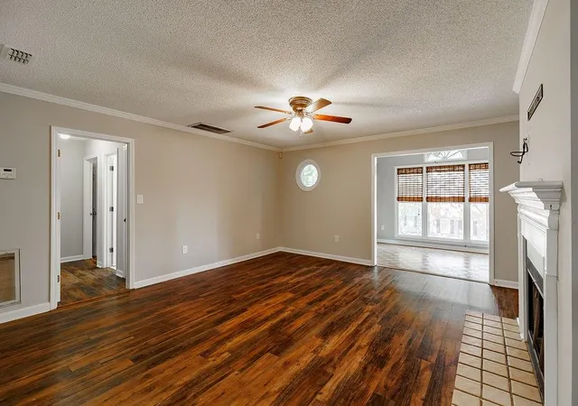 Listing Photo 5 - Condo for sale in building located at 345 Research Dr, Athens, GA 30605 - Unit #330