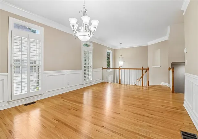 Photo 3 of Sale Pending at 7262 Village Crk Tr #4C, Sandy Springs, GA 30328 | MLS# 7833013 | Listing updated on 2026-09-28