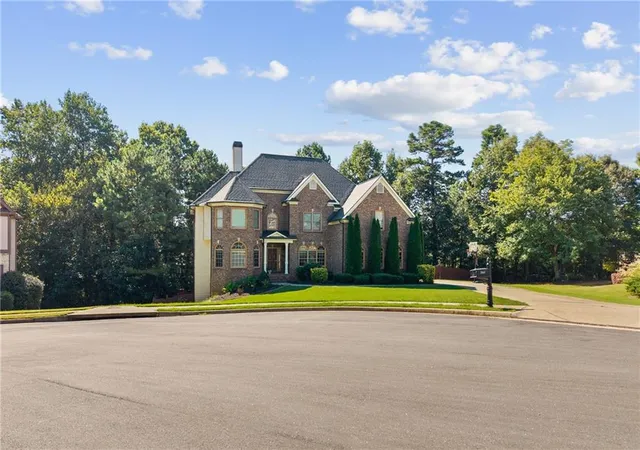 Photo 3 of Single family home for sale at 2563 Bogan Bridge Cir, Buford, GA 30519 | MLS# 7827394 | Listing updated on 2026-09-15