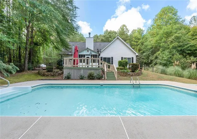 Photo 2 of Single family home for sale at 795 Jackson Lake Rd, Jackson, GA 30233 | MLS# 7836642 | Listing updated on 2026-09-12