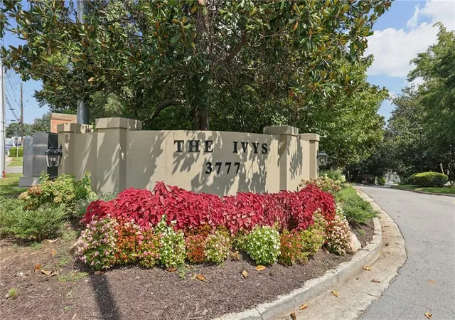 Photo 3 of Sale Pending at 83 Ivy Trl Ne, Atlanta, GA 30342 | MLS# 7839971 | Listing updated on 2026-09-29