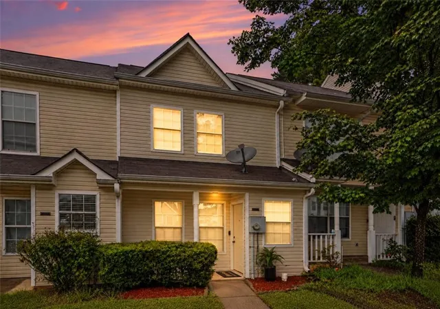 Photo 2 of Townhouse for sale at 5955 Sherwood Tr, Lithonia, GA 30038 | MLS# 7837990 | Listing updated on 2026-09-16