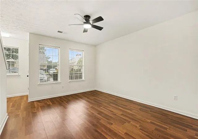 Photo 4 of Townhouse for sale at 5955 Sherwood Tr, Lithonia, GA 30038 | MLS# 7837990 | Listing updated on 2026-09-16