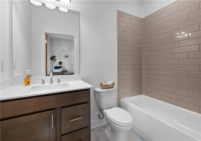 Photo 3 of Townhouse for sale at 520 Alice Way #D14, Cumming, GA 30040 | MLS# 7832359 | Listing updated on 2026-09-04