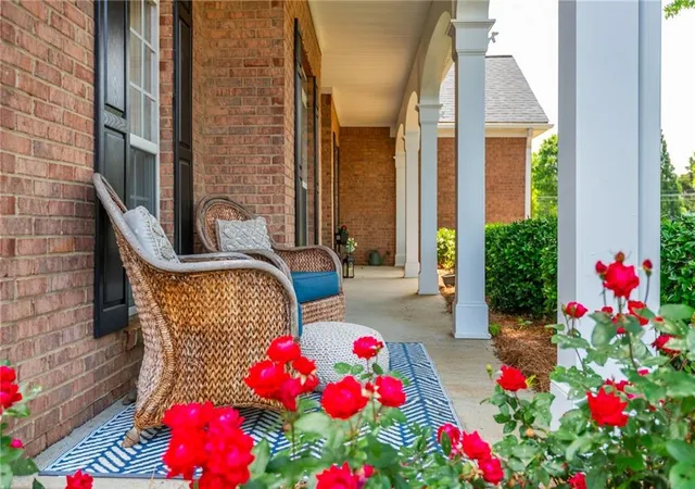 Photo 3 of Sale Pending at 615 Mae Ln, Alpharetta, GA 30004 | MLS# 7833639 | Listing updated on 2026-09-22