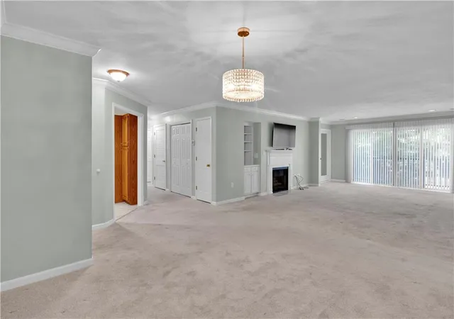 Listing Photo 4 - Condo for sale in building located at 26204 Plantation Dr NE, Atlanta, GA 30324