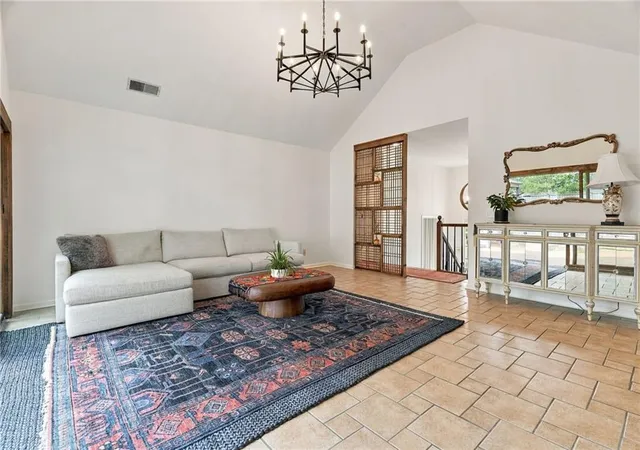 Photo 4 of Single family home for sale at 191 Red Oak Ln, Alpharetta, GA 30009 | MLS# 7855484 | Listing updated on 2026-10-29