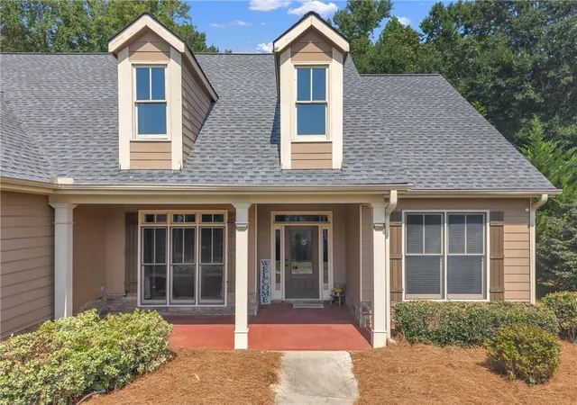 Photo 2 of Single family home for sale at 77 Gorham Gates Dr, Hiram, GA 30141 | MLS# 7833203 | Listing updated on 2026-09-11