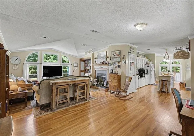 Photo 4 of Sale Pending at 134 John Kay Rd, Taylorsville, GA 30178 | MLS# 7830340 | Listing updated on 2026-10-07