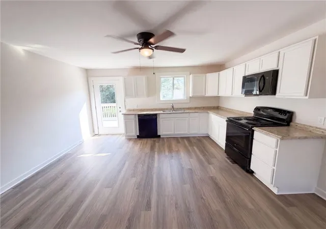 Photo 2 of Single family home for sale at 204 Jim Grizzle Rd, Royston, GA 30662 | MLS# 7835114 | Listing updated on 2026-09-17