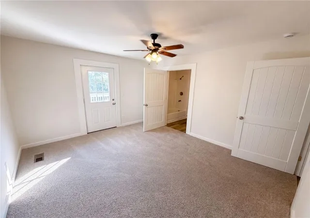 Photo 3 of Single family home for sale at 204 Jim Grizzle Rd, Royston, GA 30662 | MLS# 7835114 | Listing updated on 2026-09-17