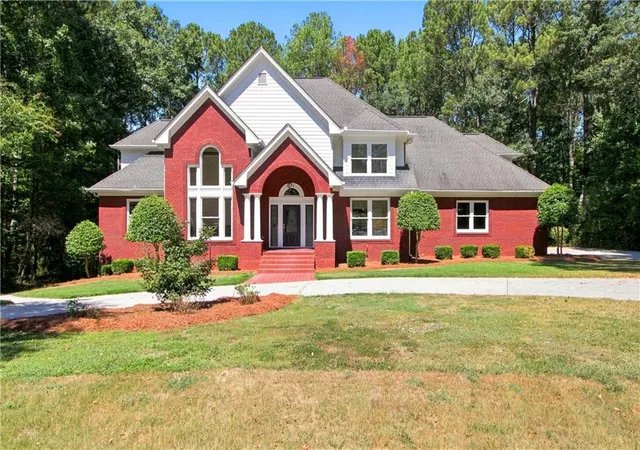 Photo 1 of Sale Pending at 2960 Vail Valley Ct, Snellville, GA 30078 | MLS# 7836026 | Listing updated on 2026-09-16