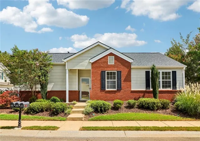 Photo 1 of Sale Pending at 213 W Oaks Pl, Woodstock, GA 30188 | MLS# 7830676 | Listing updated on 2026-10-12