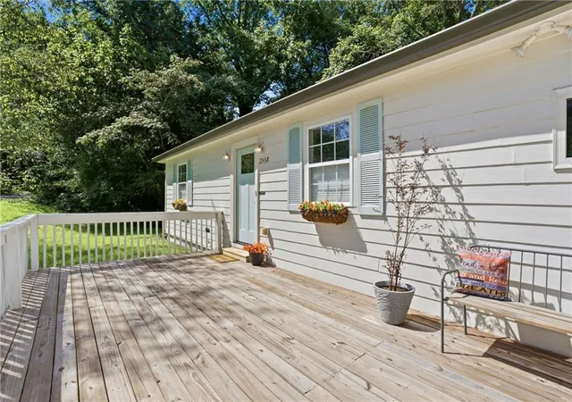 Photo 4 of Single family home for sale at 2538 Gordon Cir, Smyrna, GA 30080 | MLS# 7841994 | Listing updated on 2026-10-09