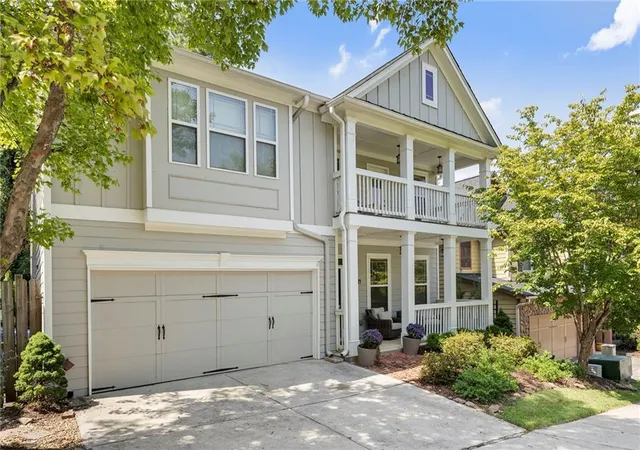 Photo 3 of Single family home for sale at 2084 Hatteras Way Nw, Atlanta, GA 30318 | MLS# 7838692 | Listing updated on 2026-09-25