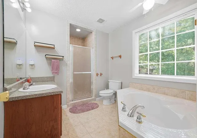 Photo 3 of Single family home for sale at 21 Gild Ct, Ellijay, GA 30540 | MLS# 7839780 | Listing updated on 2026-10-05