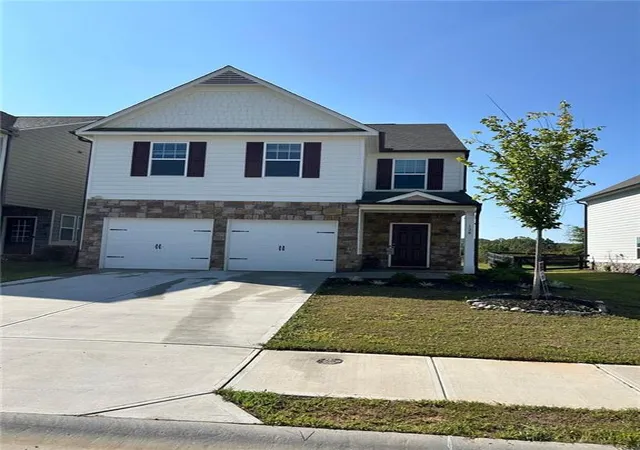 Photo 2 of Single family home for sale at 128 Briarwood Dr E, Dawsonville, GA 30534 | MLS# 7832120 | Listing updated on 2026-10-09