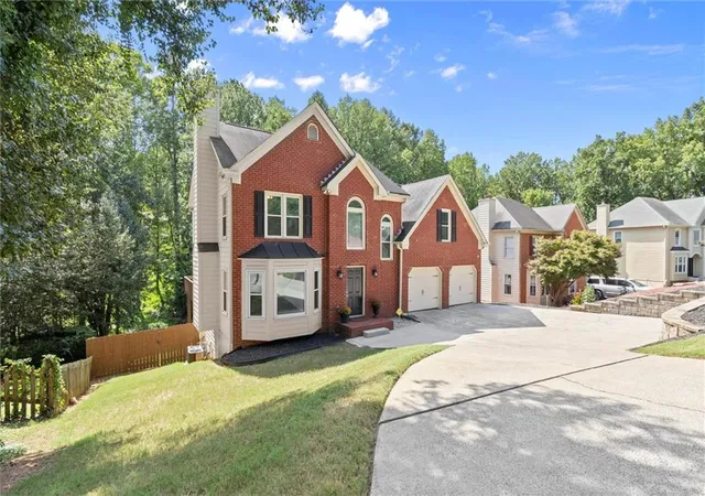 Photo 1 of Single family home for sale at 4895 Farm Valley Dr Ne, Woodstock, GA 30188 | MLS# 7829516 | Listing updated on 2026-09-19
