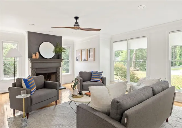 Photo 2 of Sale Pending at 1515 Wainwright Dr SE, Atlanta, GA 30316 | MLS# 7840430 | Listing updated on 2026-10-05