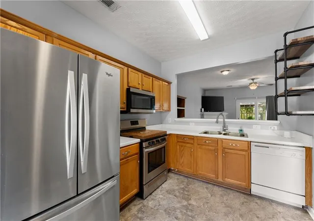 Photo 2 of Townhouse for sale at 268 Pearl Chambers Dr, Dawsonville, GA 30534 | MLS# 7835196 | Listing updated on 2026-09-11