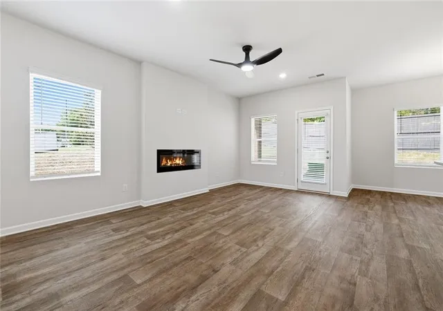 Photo 3 of Townhouse for sale at 3248 Winding Waters Way, Powder Springs, GA 30127 | MLS# 7830562 | Listing updated on 2026-09-19