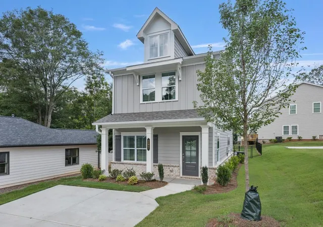 Photo 1 of Single family home for sale at 297 Frasier St, Marietta, GA 30060 | MLS# 7839122 | Listing updated on 2026-10-09