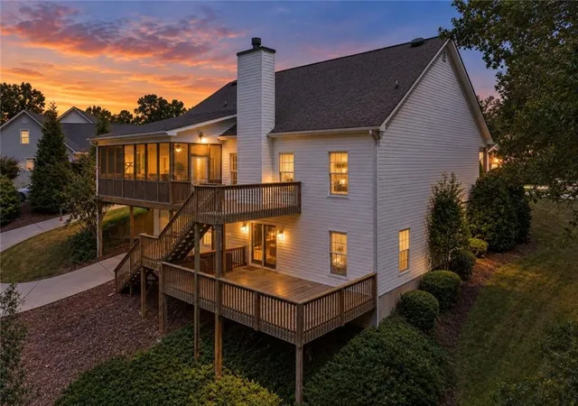 Photo 2 of Sale Pending at 4815 Thunder River Dr, Gainesville, GA 30506 | MLS# 7836681 | Listing updated on 2026-10-11