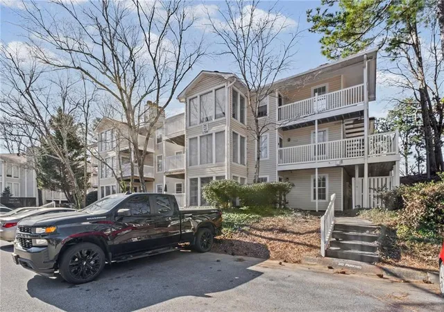 Photo 1 of Sale Pending at 1701 Augusta Dr Se, Marietta, GA 30067 | MLS# 7838033 | Listing updated on 2026-10-18