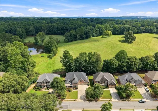 Photo 3 of Single family home for sale at 3131 Willowstone Dr, Duluth, GA 30096 | MLS# 7832373 | Listing updated on 2026-09-09
