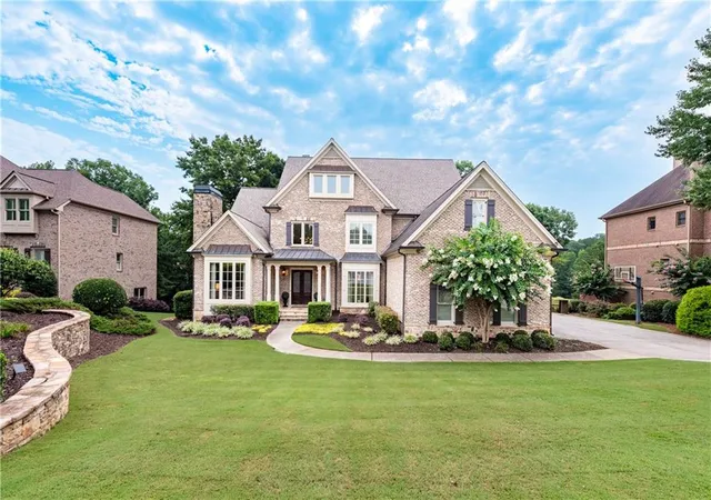 Photo 2 of Single family home for sale at 2610 Flint Crk Dr, Cumming, GA 30041 | MLS# 7849116 | Listing updated on 2026-10-24