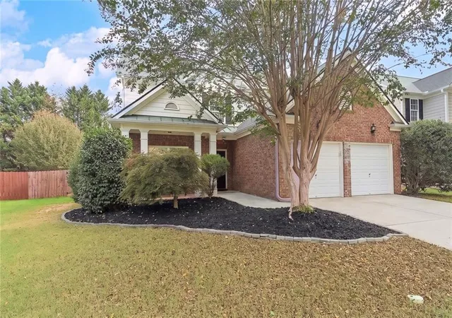 Photo 1 of Sale Pending at 419 Highlands Loop, Woodstock, GA 30188 | MLS# 7835073 | Listing updated on 2026-10-08