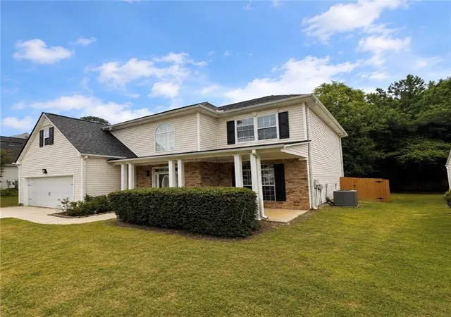 Photo 1 of Single family home for sale at 2162 Fall Crk Landing, Loganville, GA 30052 | MLS# 7818475 | Listing updated on 2026-09-02