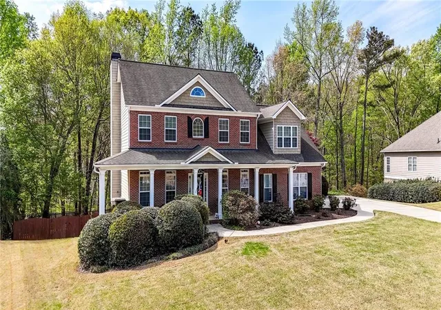Photo 3 of Sale Pending at 4131 Richardson Farm Dr Nw, Kennesaw, GA 30152 | MLS# 7833707 | Listing updated on 2026-09-19