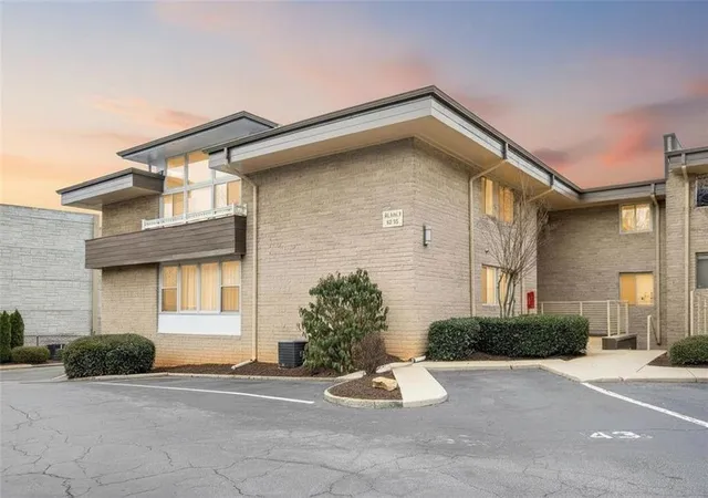 Condo for sale at 346 Carpenter Dr NE #48, Sandy Springs, GA 30328 | MLS# 7831249