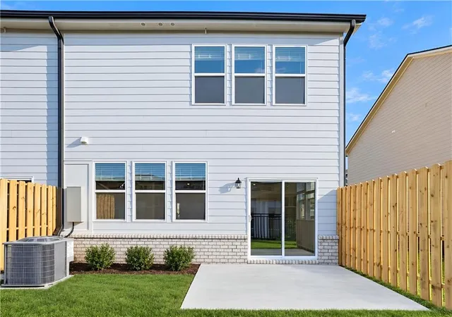 Photo 3 of Townhouse for sale at 120 Rope Ml Ct #6, Holly Springs, GA 30115 | MLS# 7856437 | Listing updated on 2026-10-21