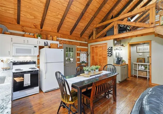 Photo 3 of Single family home for sale at 46 Gooseberry Trl, Blue Ridge, GA 30513 | MLS# 7844019 | Listing updated on 2026-10-05