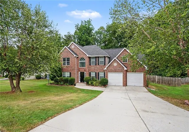Photo 3 of Single family home for sale at 3726 Campbell Crk Cir, Snellville, GA 30039 | MLS# 7833913 | Listing updated on 2026-09-11