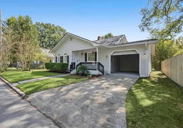 Photo 3 of Single family home for sale at 125 4th Street, Rome, GA 30161 | MLS# 7844372 | Listing updated on 2026-09-29