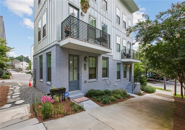 Photo 1 of Townhouse for sale at 1280 Longreen Ter Nw, Atlanta, GA 30318 | MLS# 7827810 | Listing updated on 2026-09-09