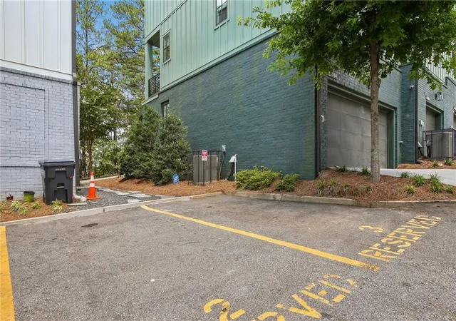 Photo 26 of Townhouse for sale at 1280 Longreen Ter Nw, Atlanta, GA 30318 | MLS# 7827810 | Listing updated on 2026-09-09